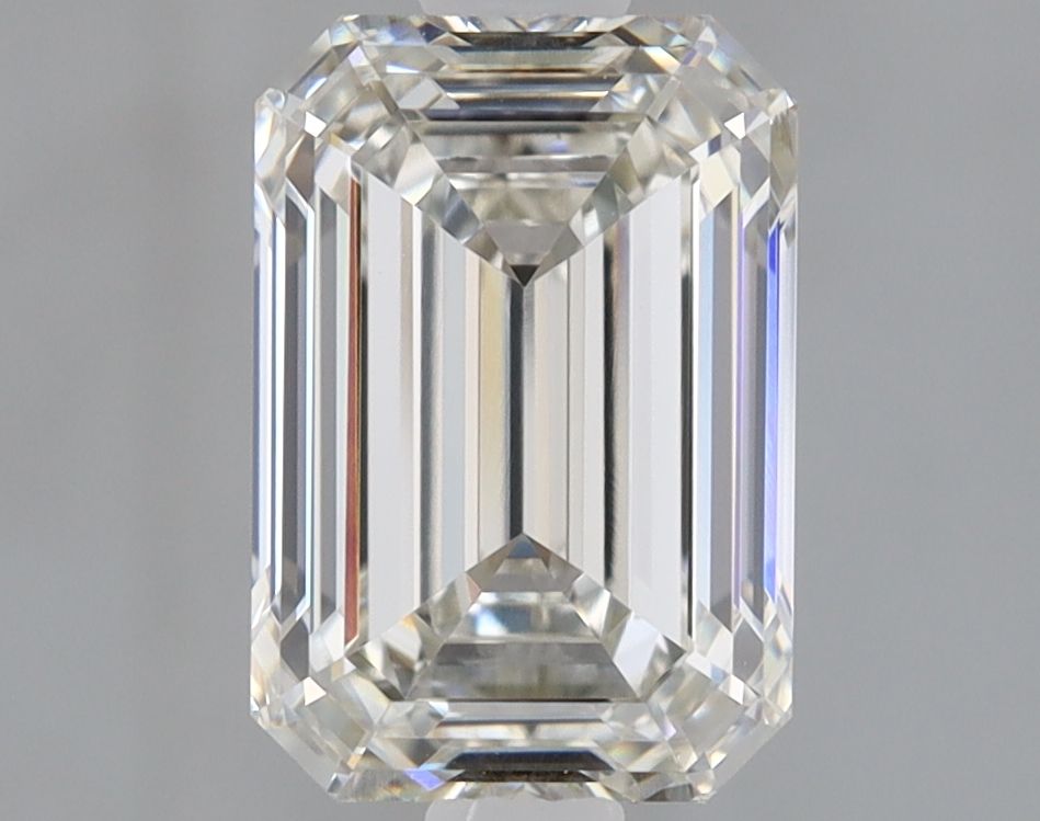 1.80 ct Emerald diamond