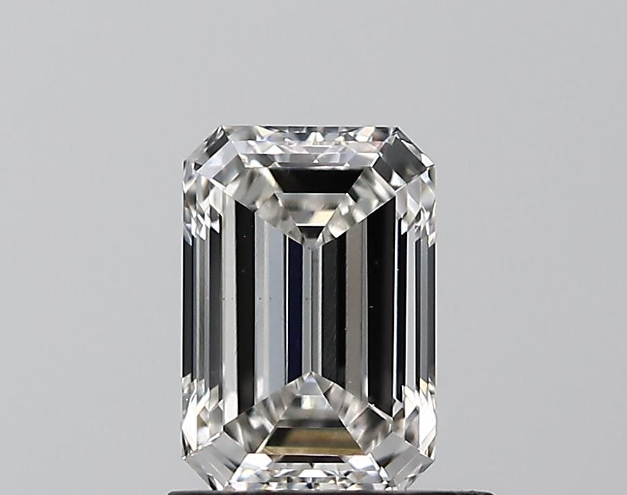 0.90 ct. emerald Lab Grown Diamond front image