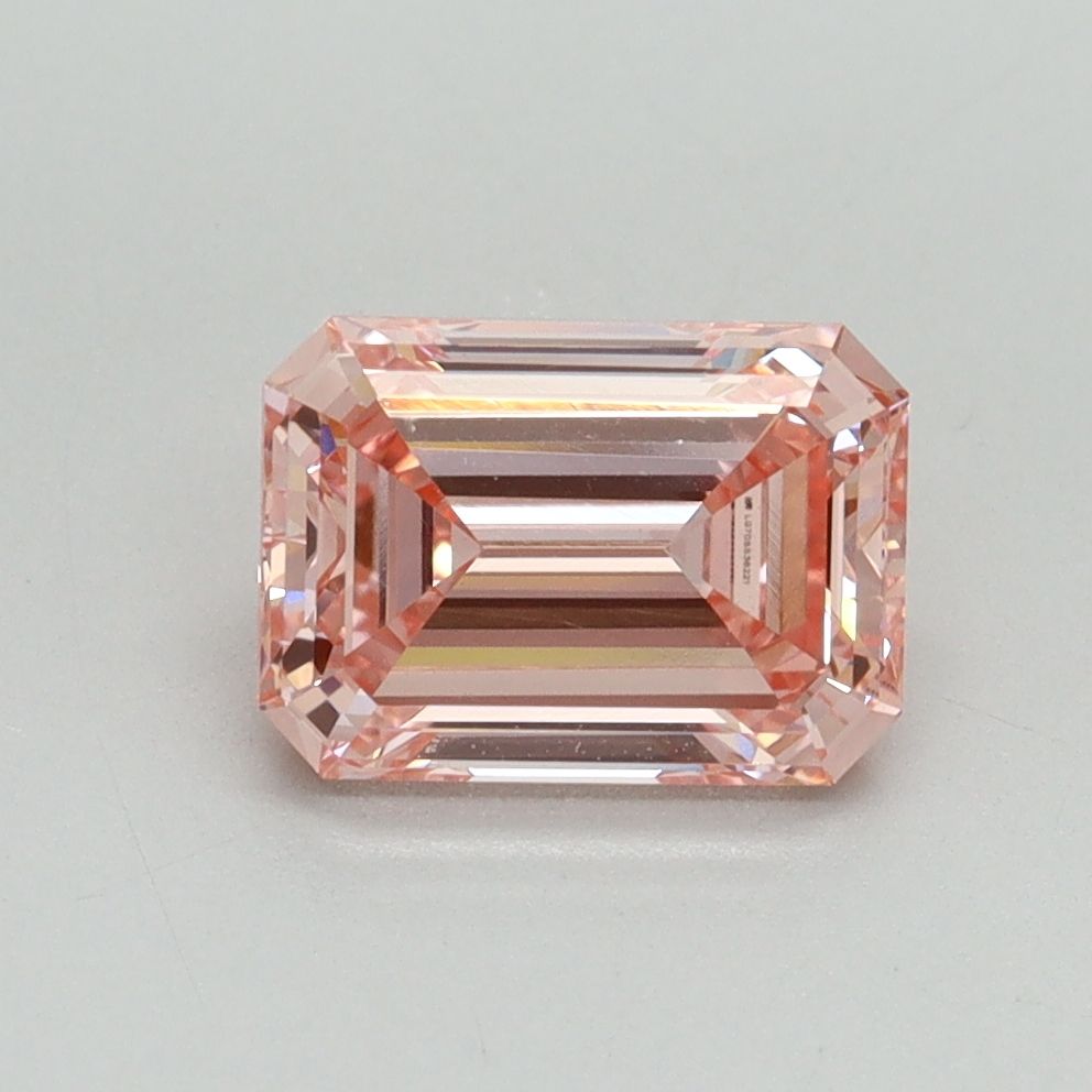 1.53 ct. emerald Lab Grown Diamond front image
