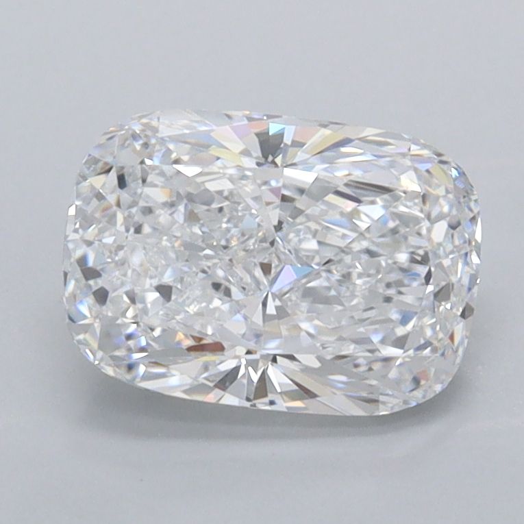 1.55 ct lab-grown Cushion modified Diamond