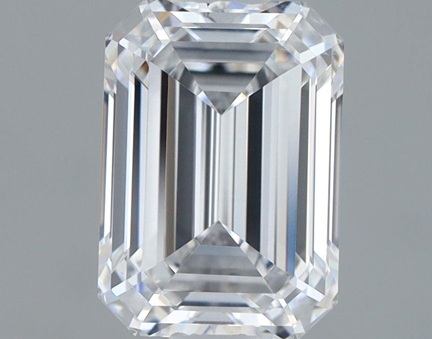 0.95 ct. emerald Lab Grown Diamond front image
