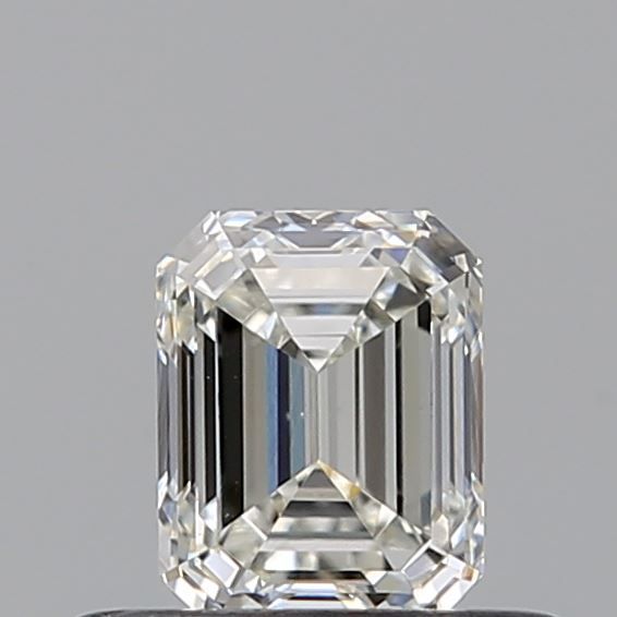 0.40 ct Emerald diamond