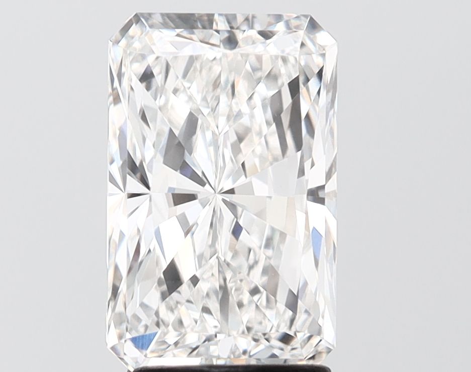 3.02 ct. radiant Lab Grown Diamond front image