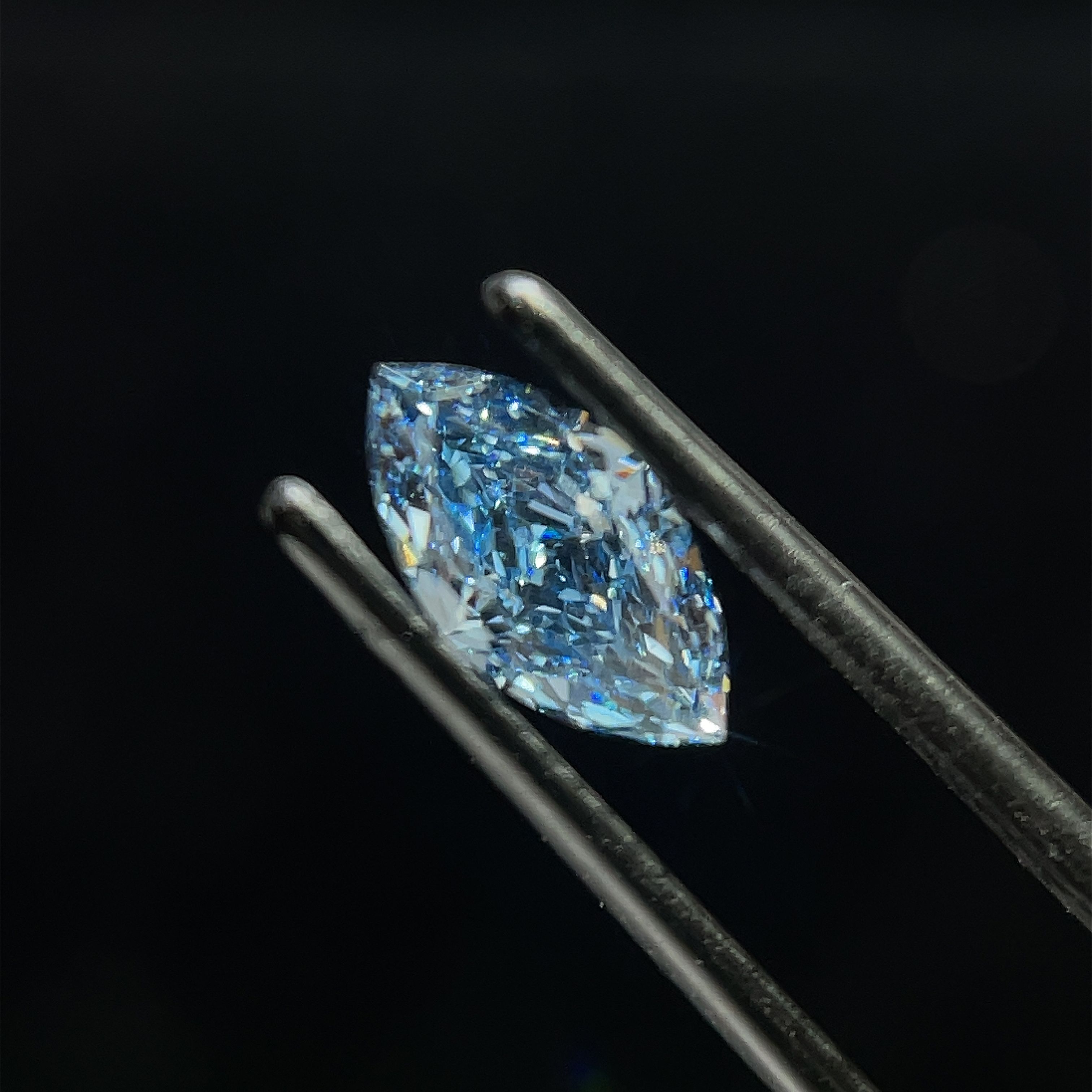 1.01 ct. marquise Lab Grown Diamond front image