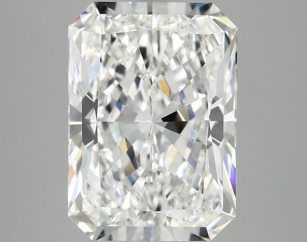 4.89 ct. radiant Lab Grown Diamond front image
