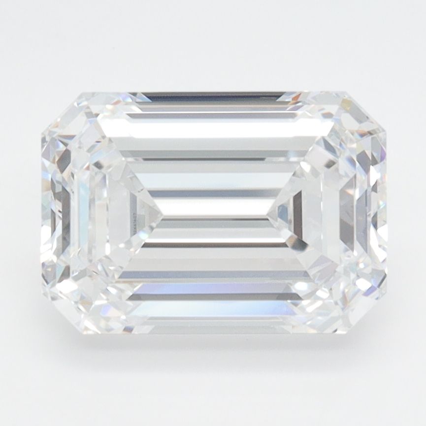 3.05 ct. emerald Lab Grown Diamond front image