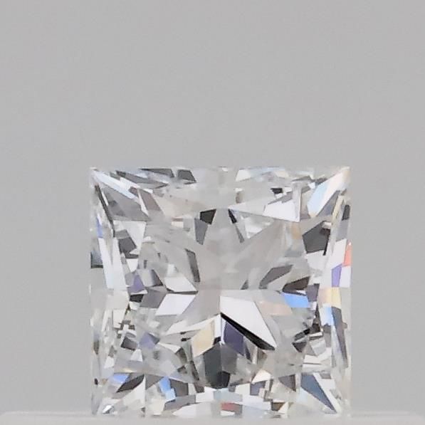 0.29 ct lab-grown Princess Diamond