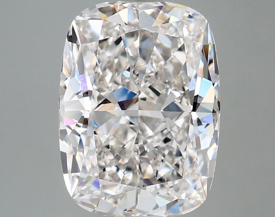3.84 ct Cushion Modified diamond