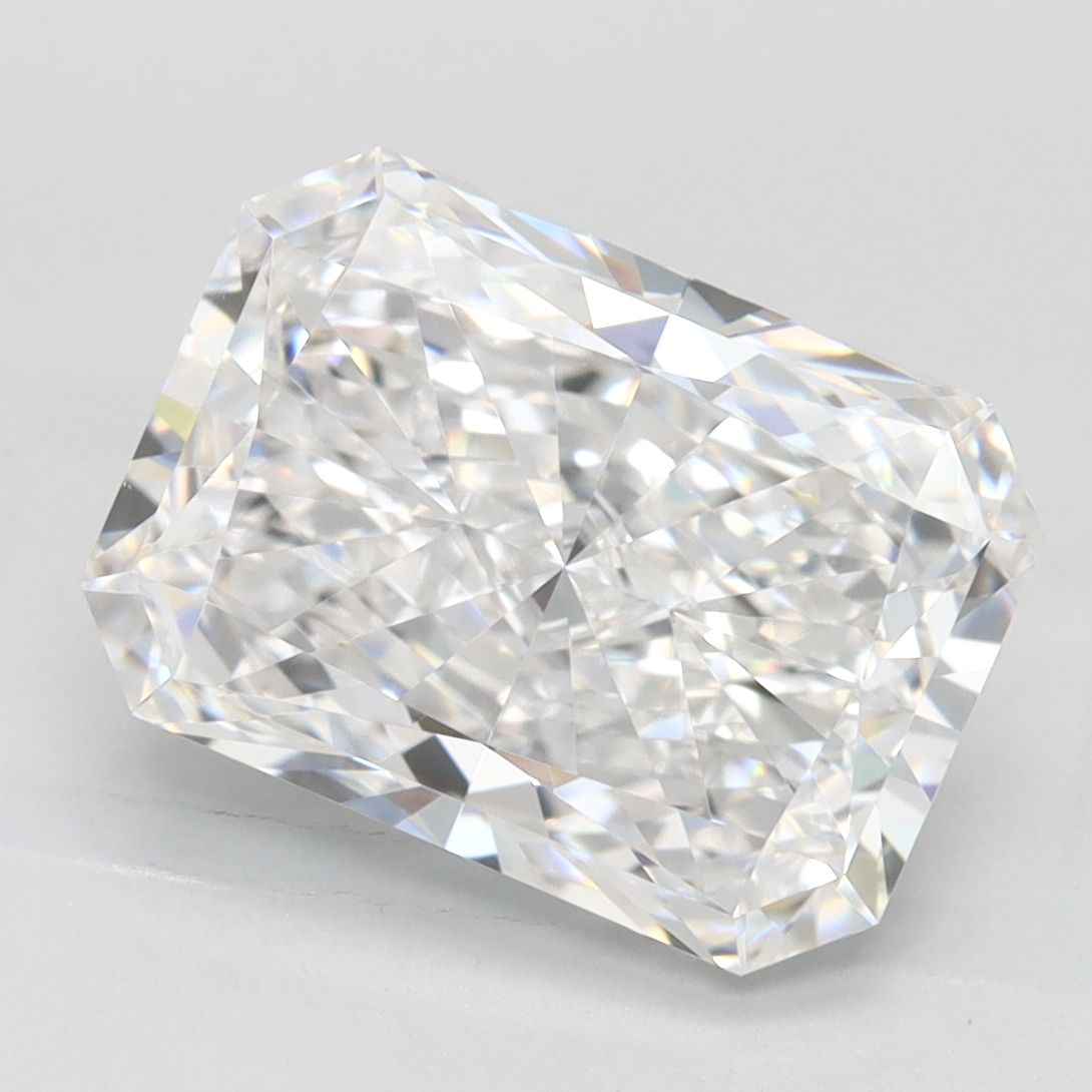 3.18 ct. radiant Lab Grown Diamond front image