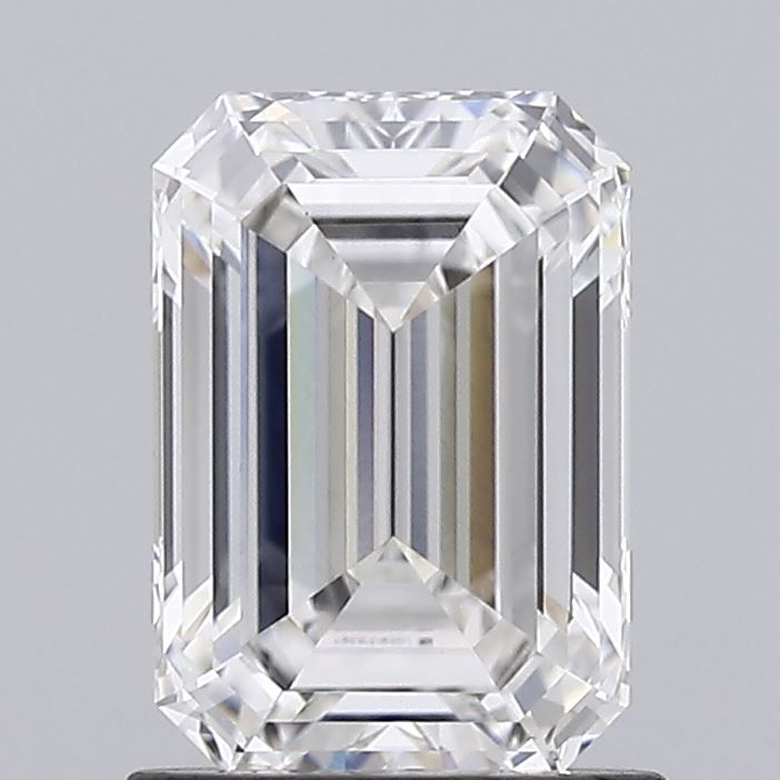 1.27 ct. emerald Lab Grown Diamond front image