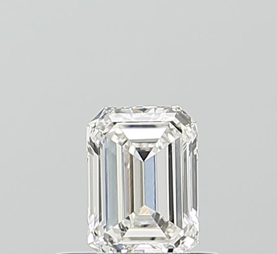 0.48 ct Emerald diamond