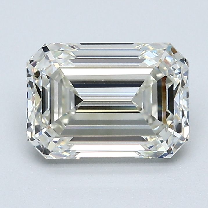 2.01 ct Emerald diamond