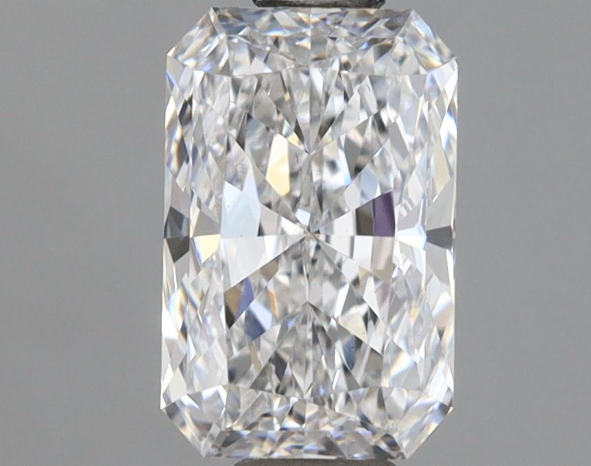 1.07 ct. radiant Lab Grown Diamond front image