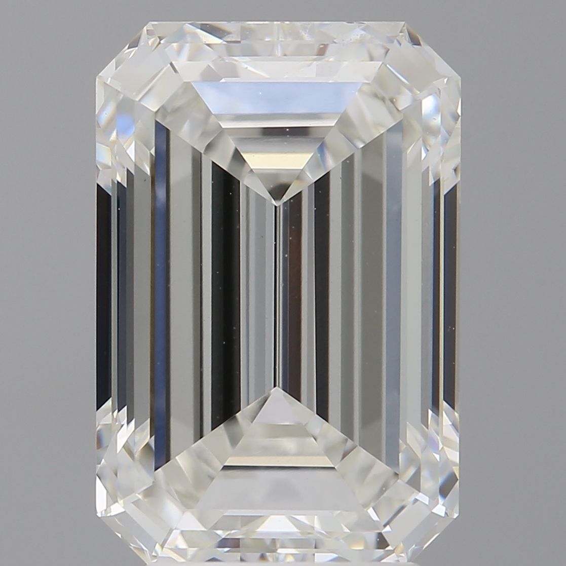 4.60 ct. emerald Lab Grown Diamond front image
