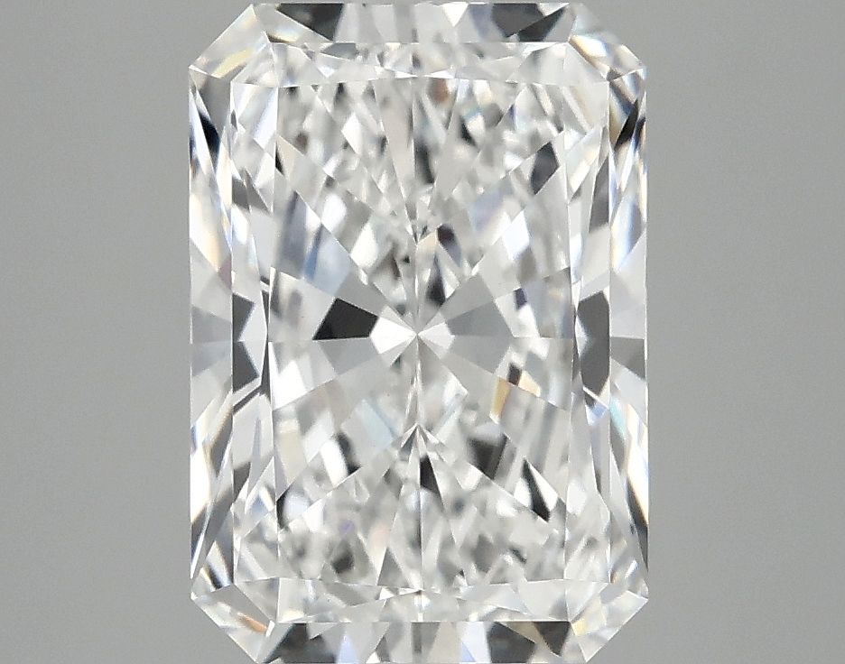 3.09 ct. radiant Lab Grown Diamond front image