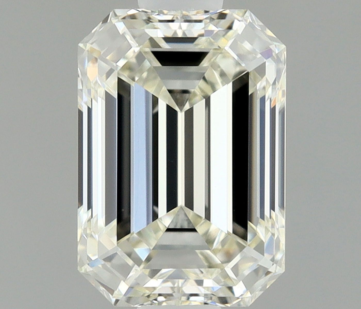 0.75 ct Emerald Diamond