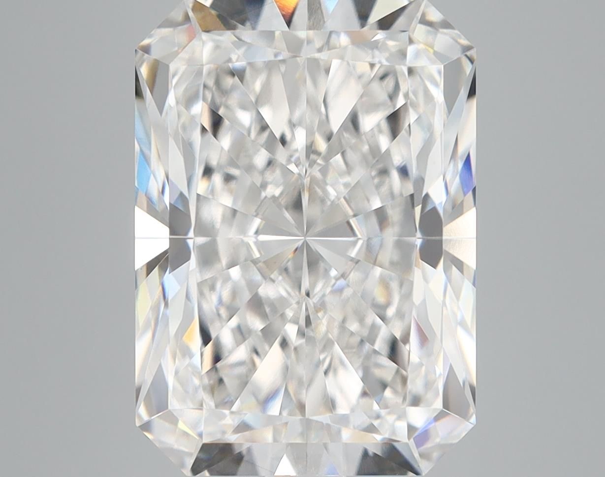 7.14 ct. radiant Lab Grown Diamond front image