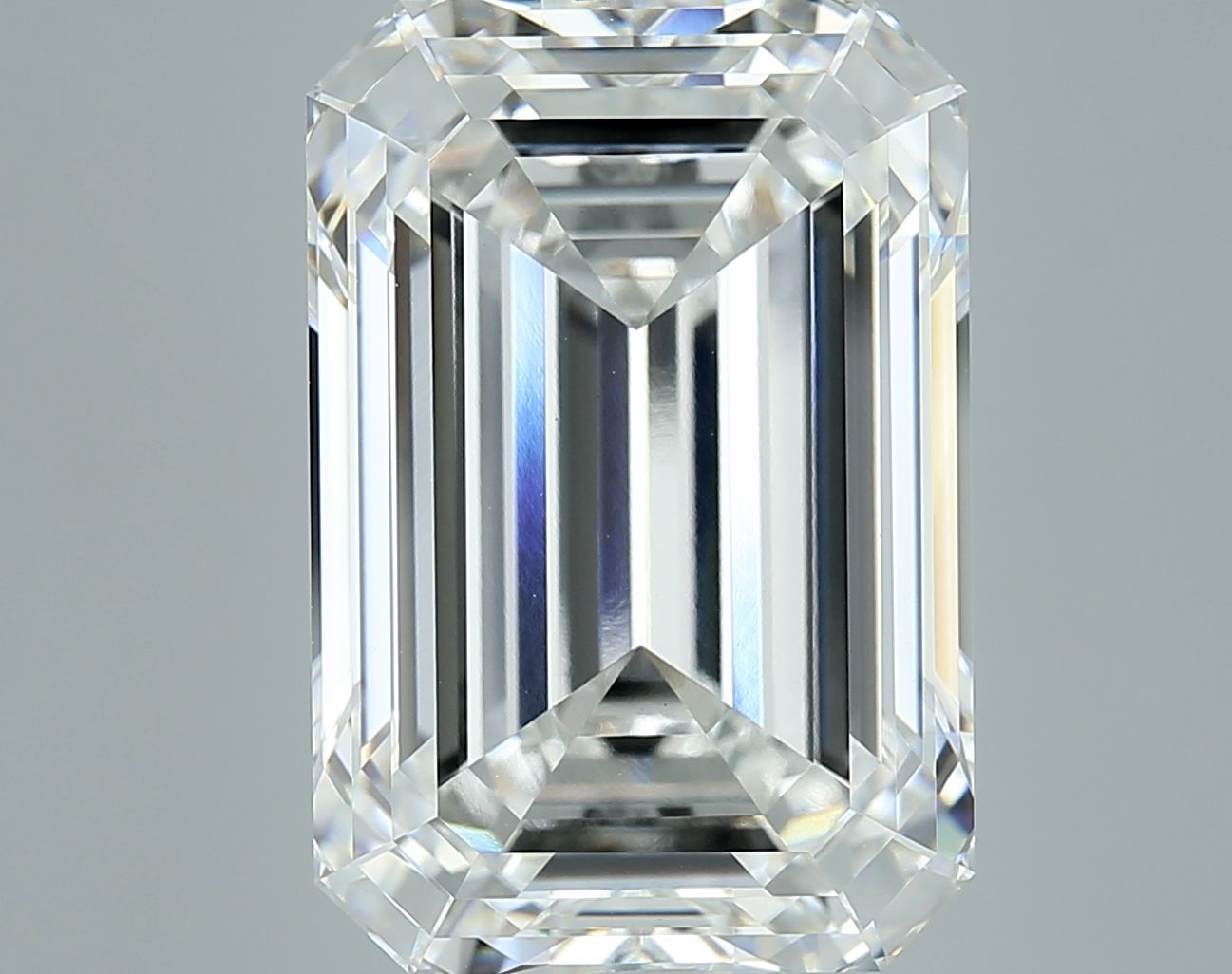 15.13 ct. emerald Lab Grown Diamond front image