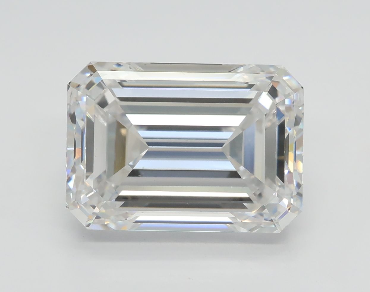 4.52 ct. emerald Lab Grown Diamond front image