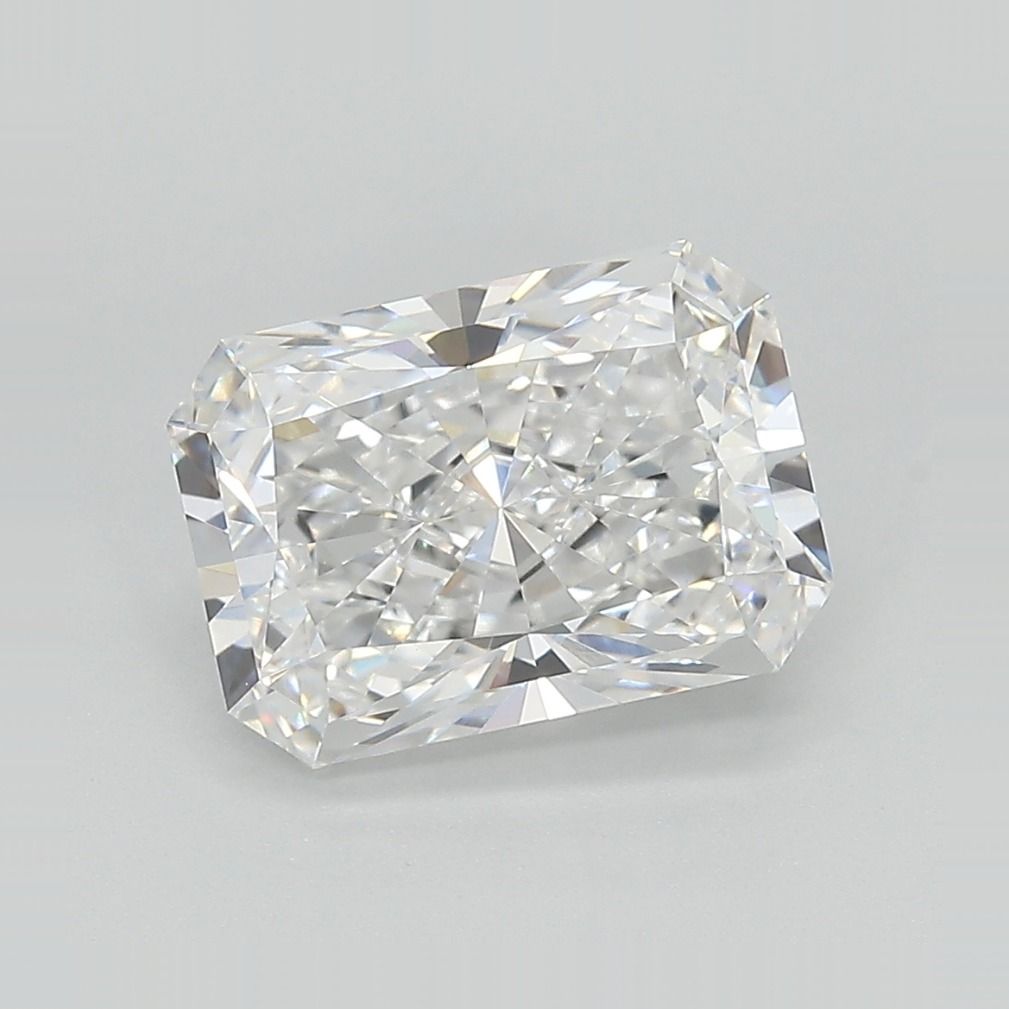 1.05 ct. radiant Lab Grown Diamond front image
