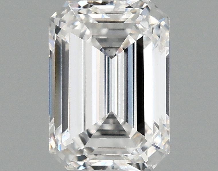 1.35 ct. emerald Lab Grown Diamond front image