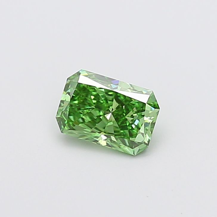 0.89 CT Fancy Vivid Green RADIANT