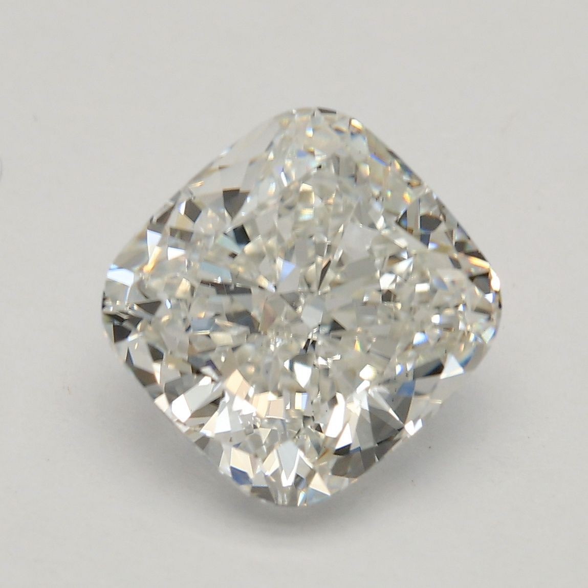 3.00 ct Cushion Brilliant diamond