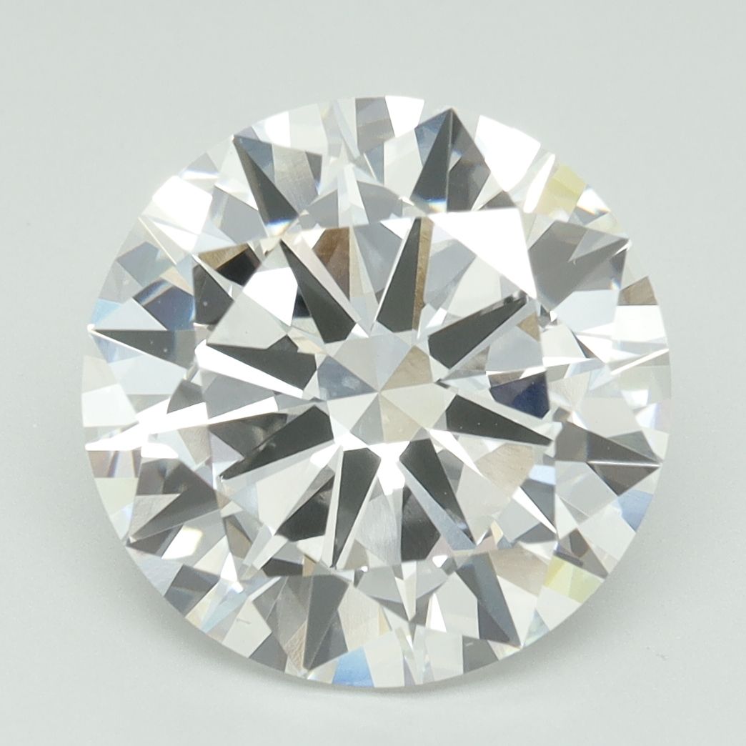 5.01 ct. round Lab Grown Diamond front image