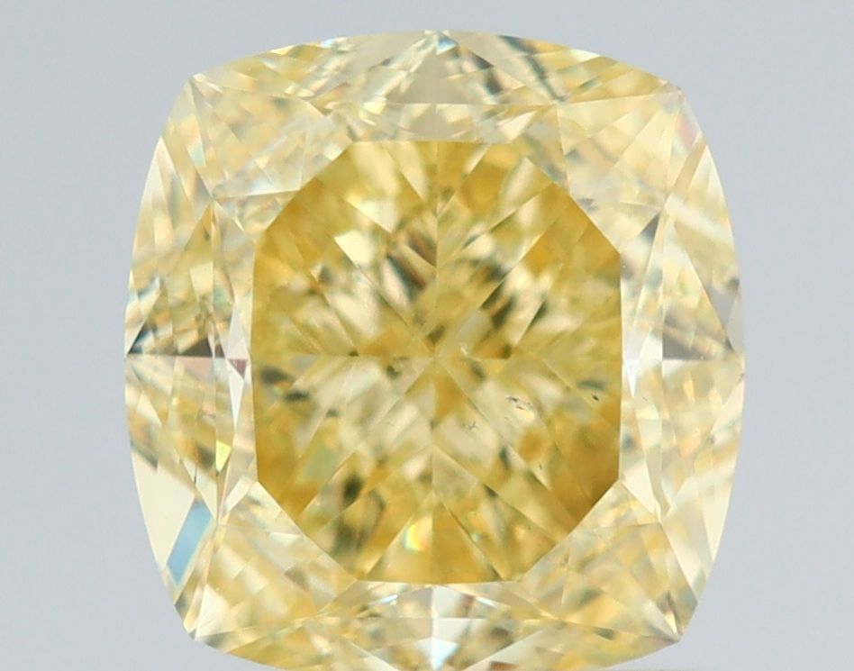 2.01 ct Cushion Brilliant diamond