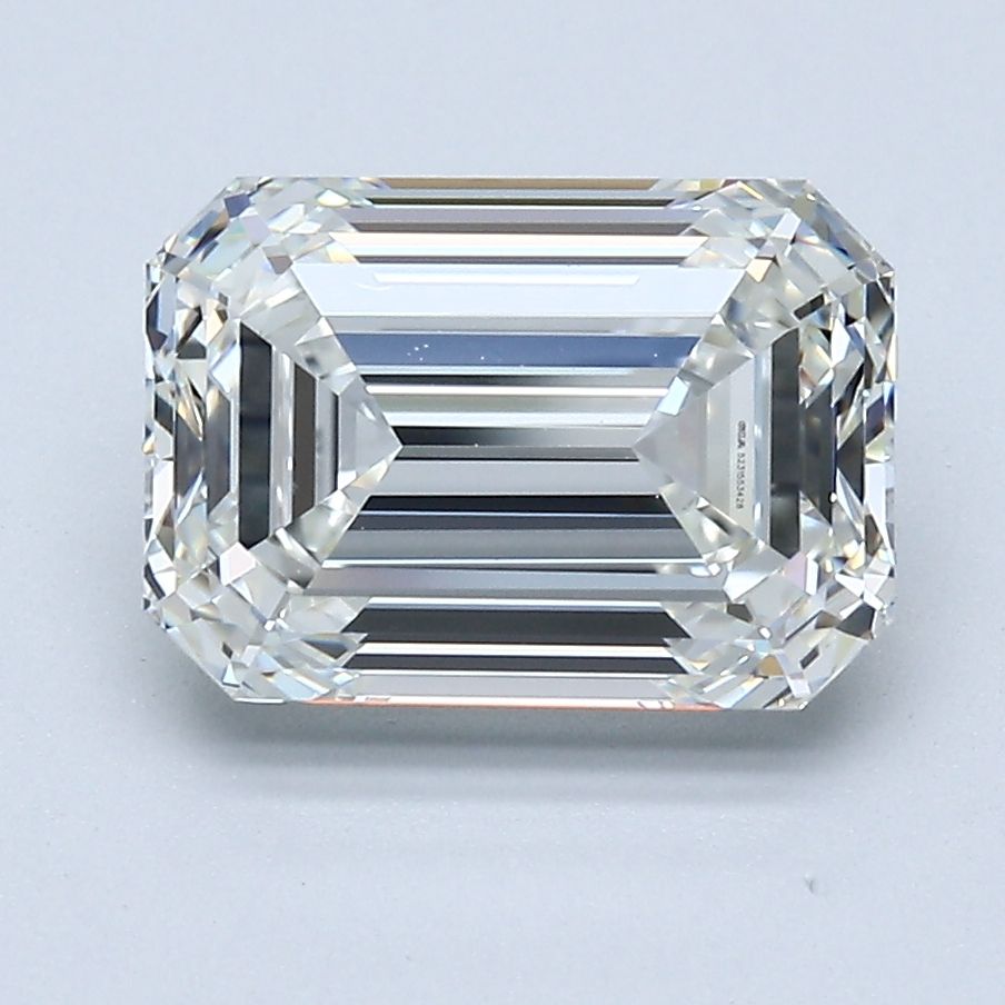3.01 ct Emerald diamond