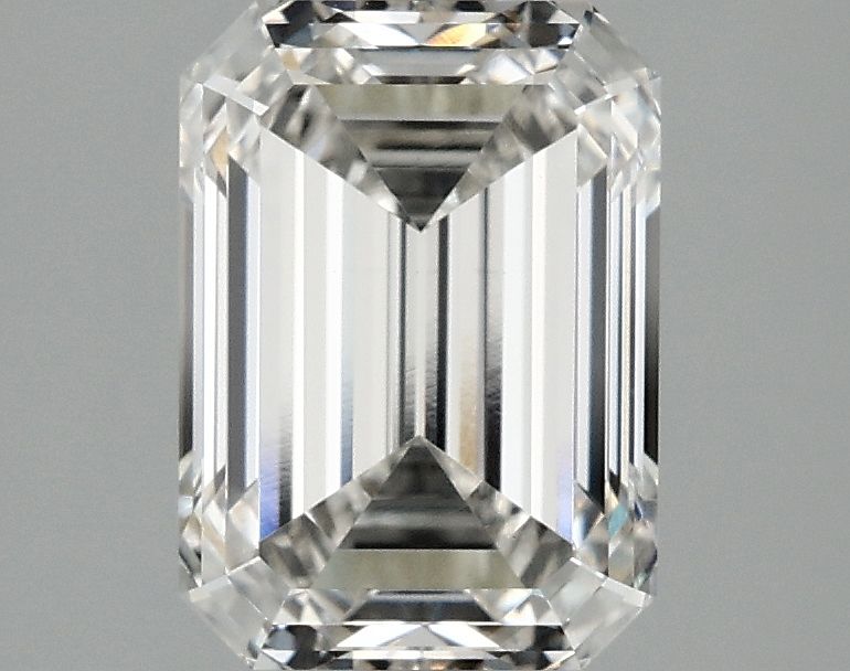 2.56 ct Emerald diamond