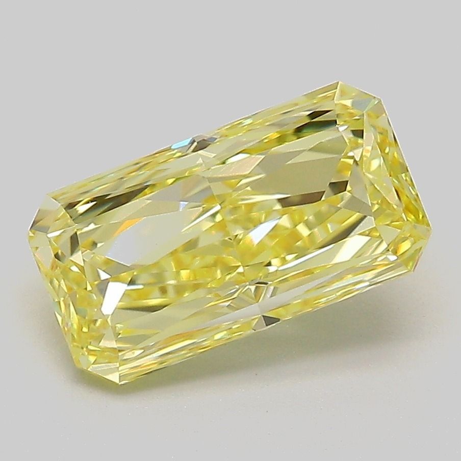 2.56 ct Radiant diamond