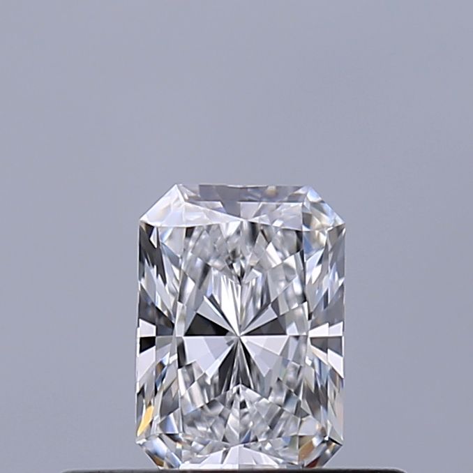 0.34 ct lab-grown Radiant Diamond