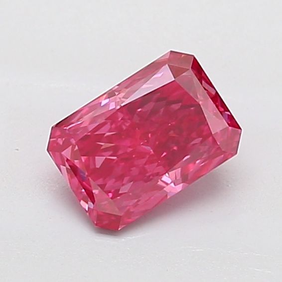 1.18 ct Radiant diamond