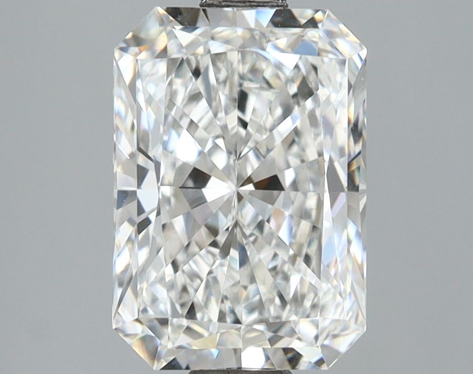 2.59 ct. radiant Lab Grown Diamond front image
