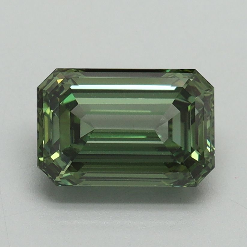 1.54 ct. emerald Lab Grown Diamond front image