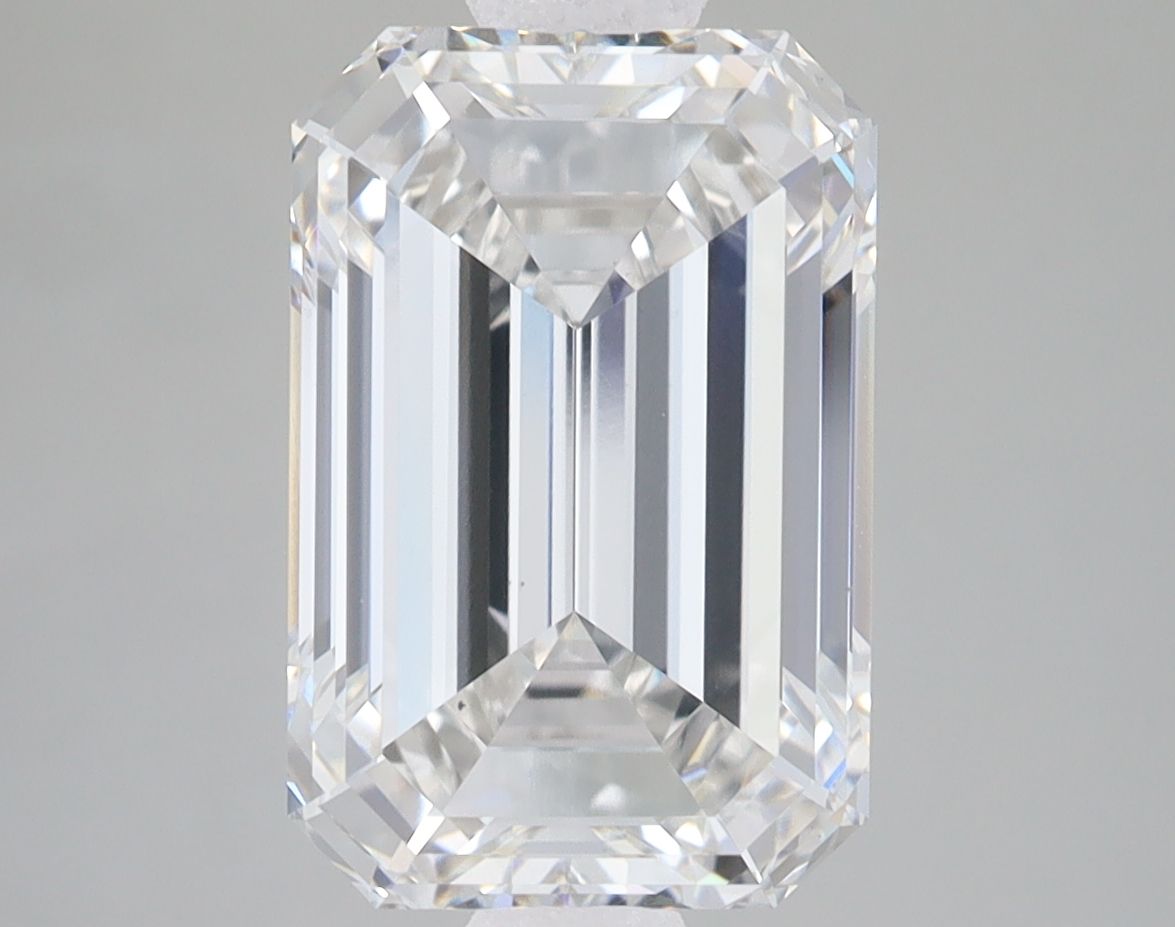5.10 ct. emerald Lab Grown Diamond front image