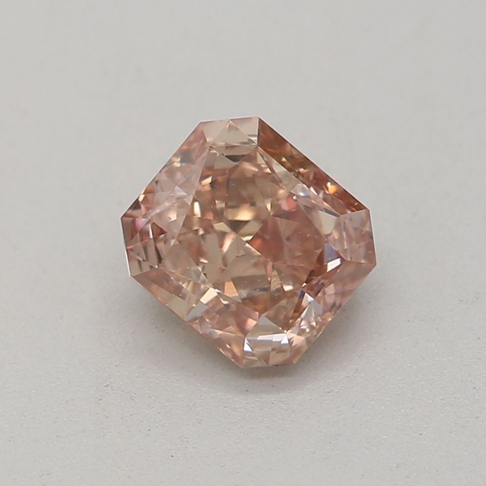 0.52 ct Radiant diamond