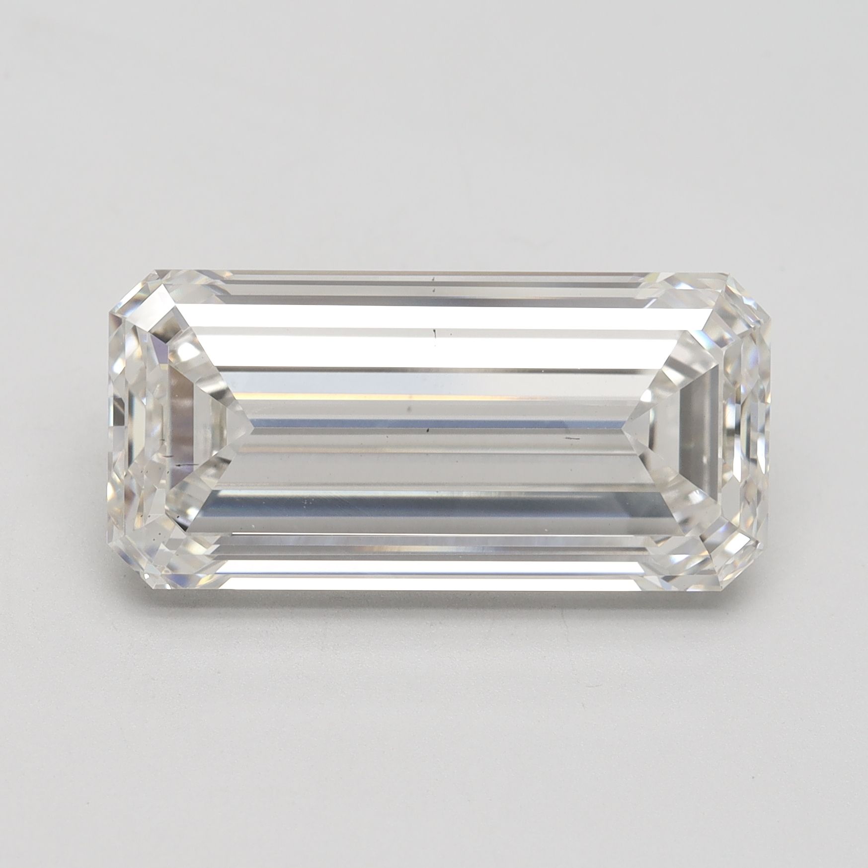 9.47 ct. emerald Lab Grown Diamond front image