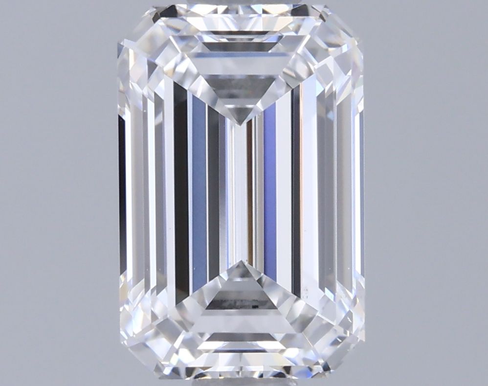 1.04 ct. emerald Lab Grown Diamond front image