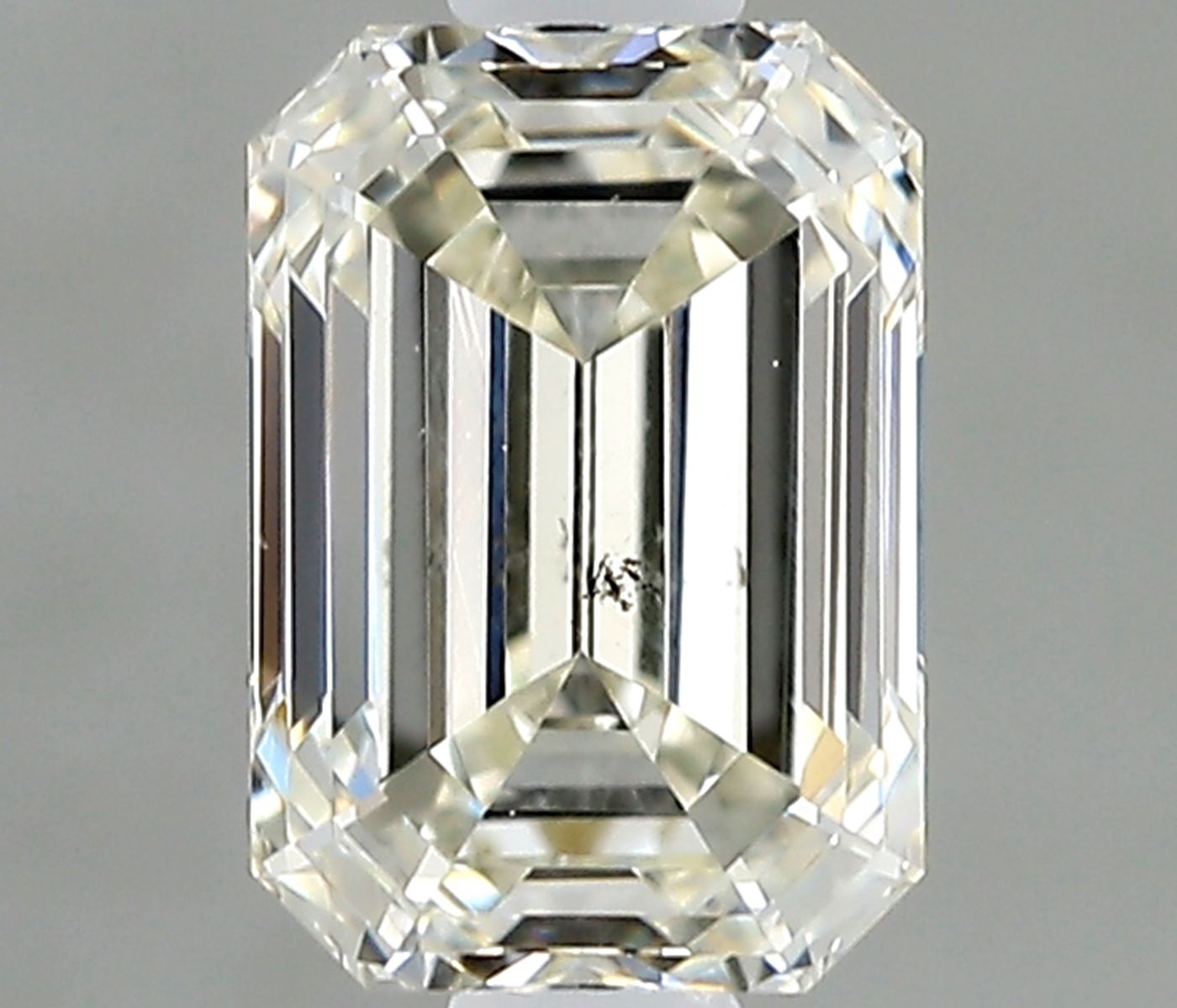 0.61 ct Emerald Diamond