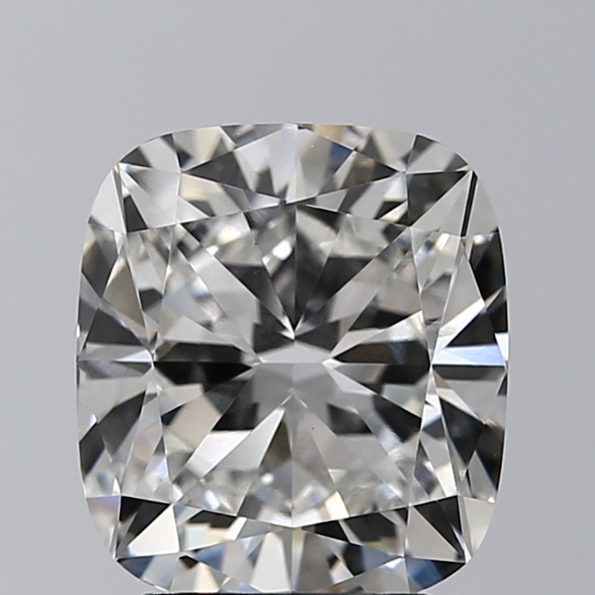 3.01 ct Cushion Brilliant diamond