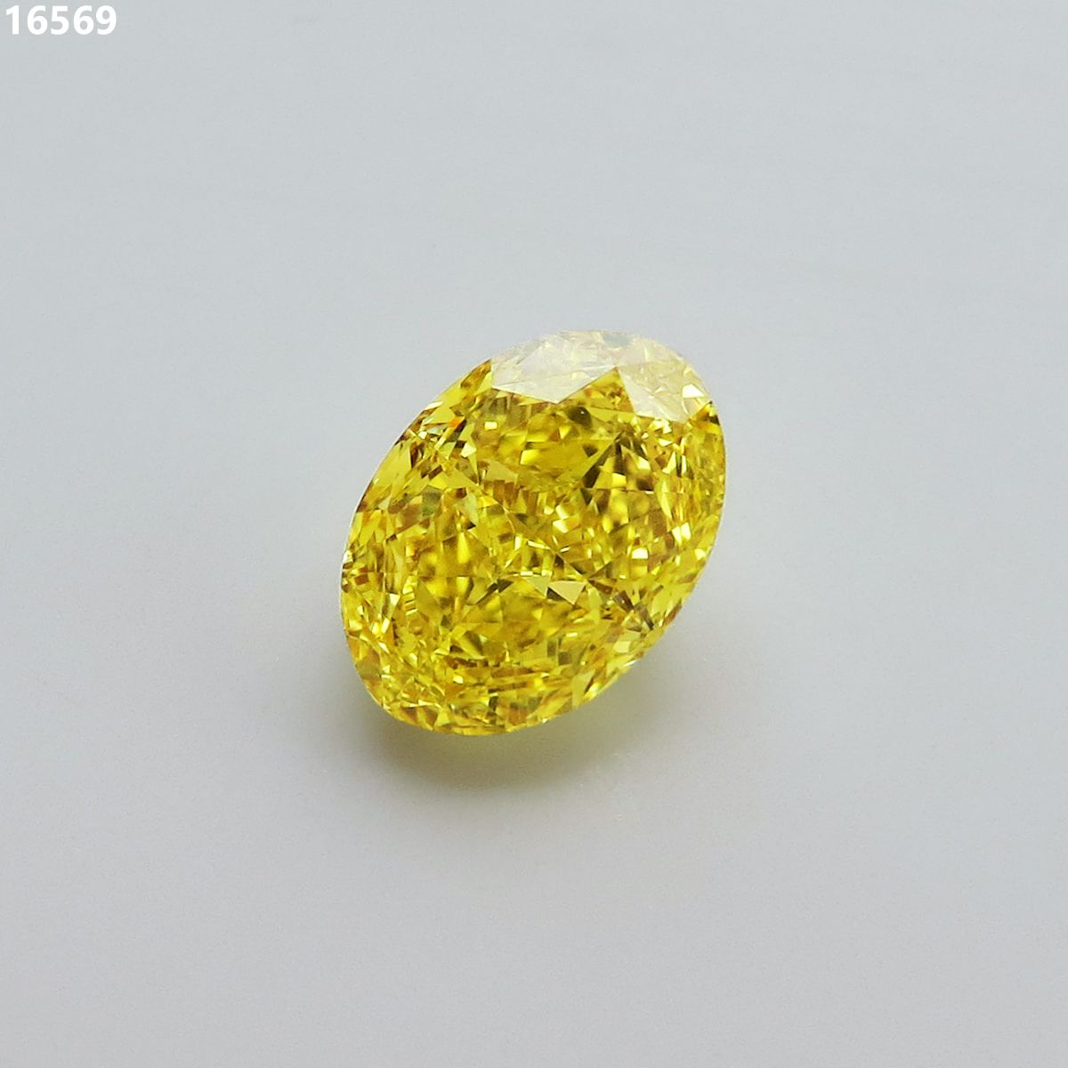 2.05 ct Oval diamond