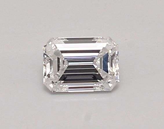 0.47 ct lab-grown Emerald Diamond