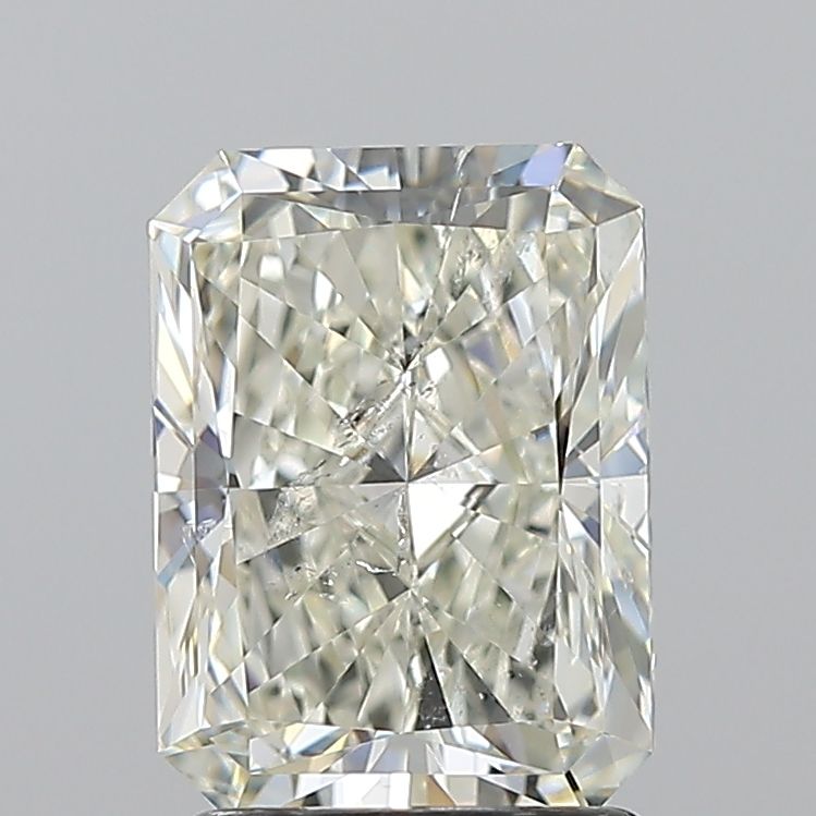 2.01ct Radiant diamond