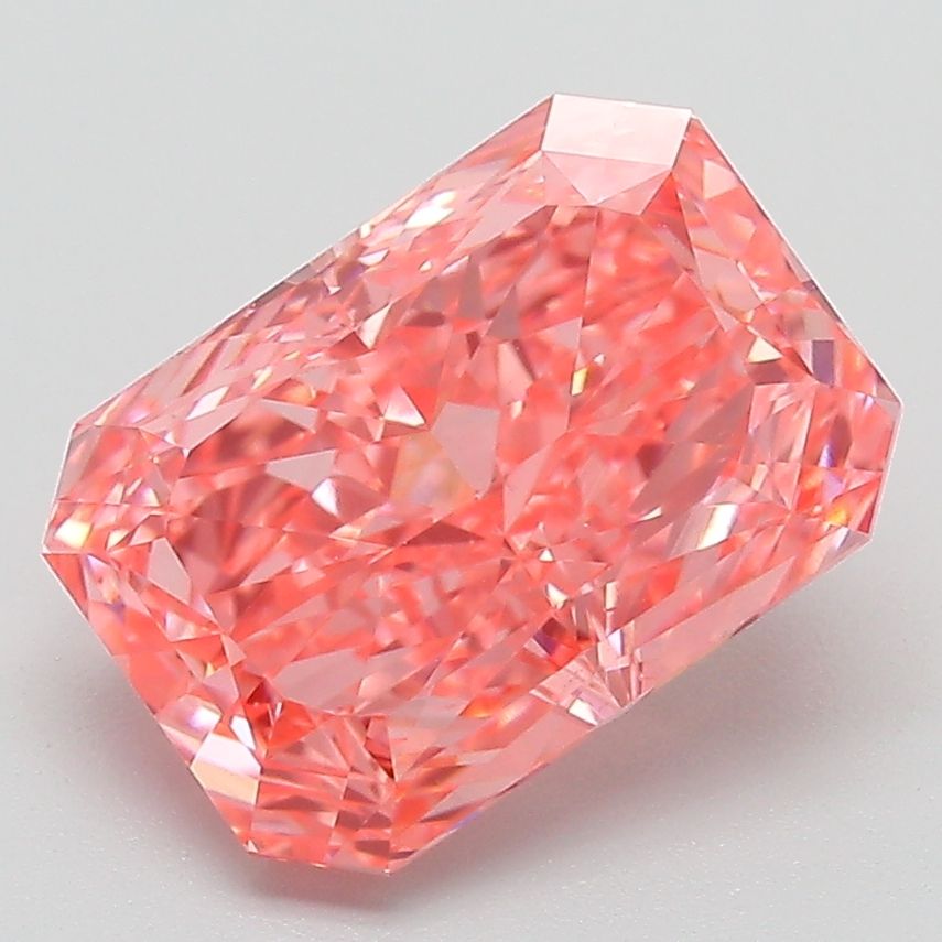 3.12 ct Radiant diamond