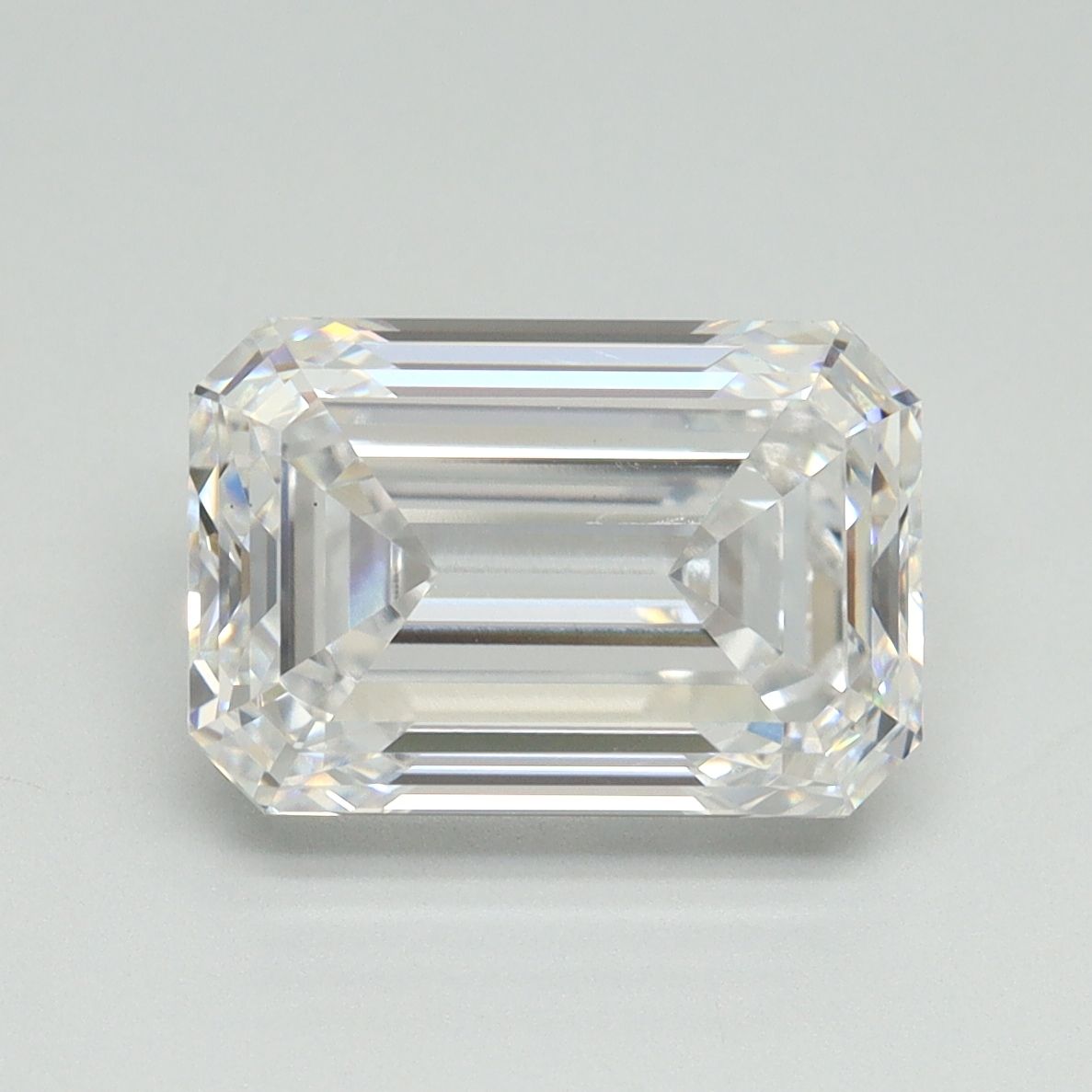 4.01 ct. emerald Lab Grown Diamond front image