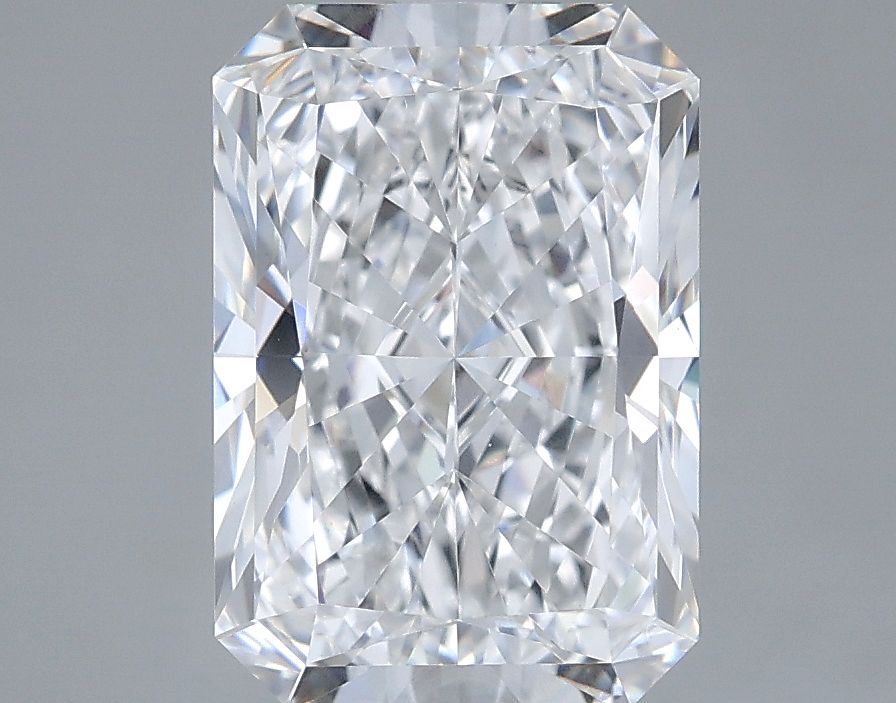 3.38 ct. radiant Lab Grown Diamond front image