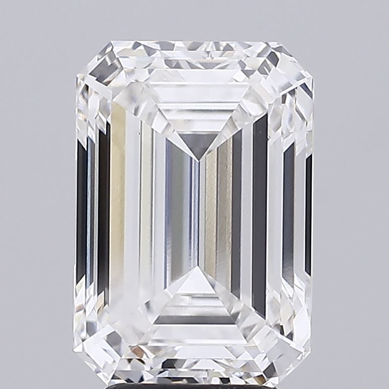 4.81 ct. emerald Lab Grown Diamond front image