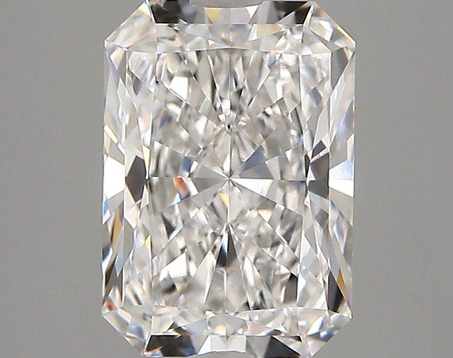 2.81 ct. radiant Lab Grown Diamond front image